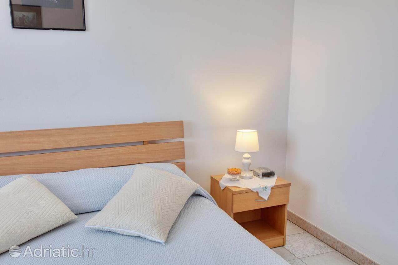 Apartments Antea Рогозниця Екстер'єр фото