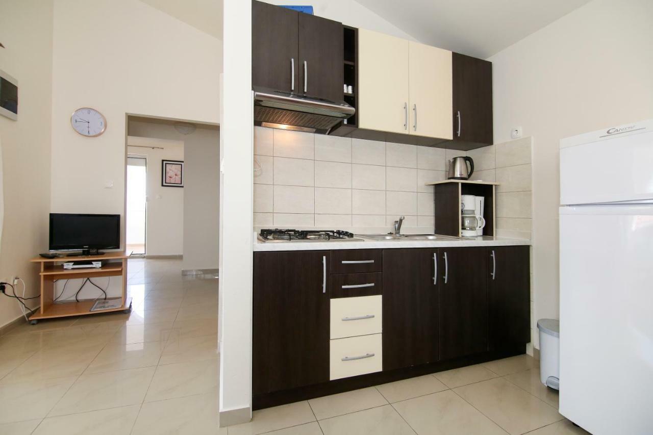 Apartments Antea Рогозниця Екстер'єр фото